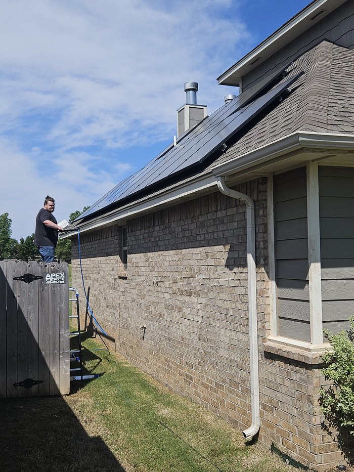 solar panel cleaning in okc